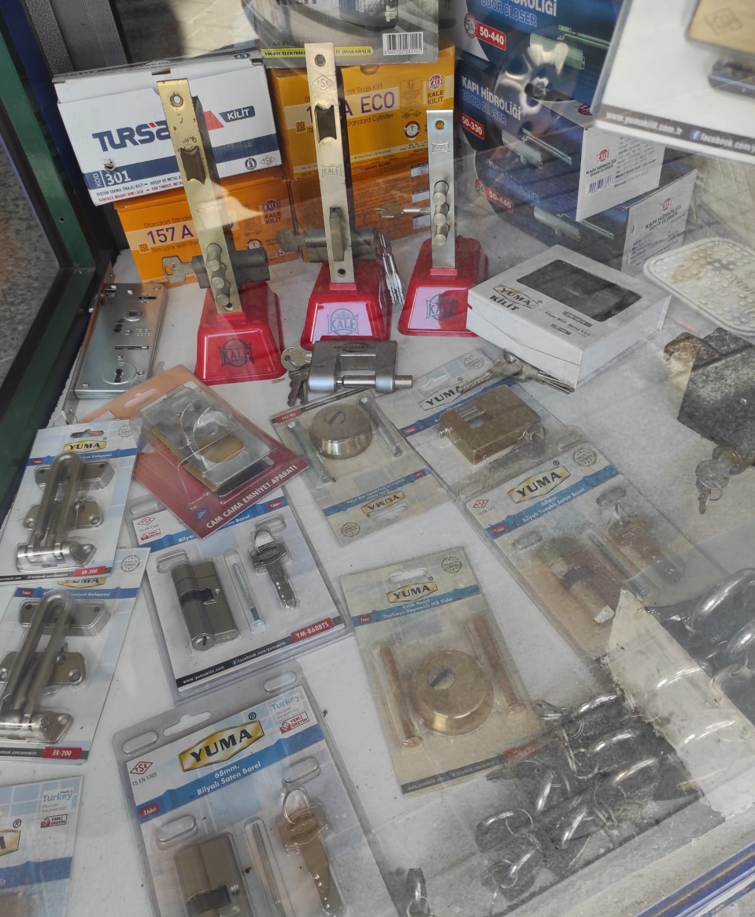 Kilit Vitrin – Kale, Yuma, Mul-T-Lock